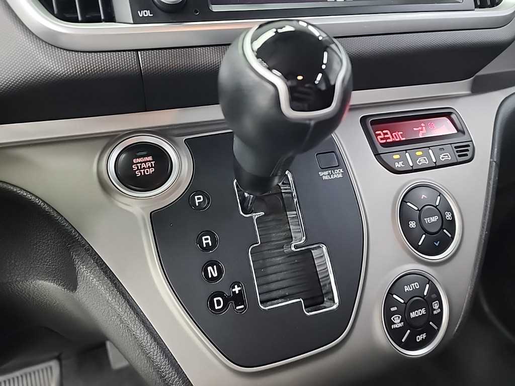 KIA Ray - Vista 8
