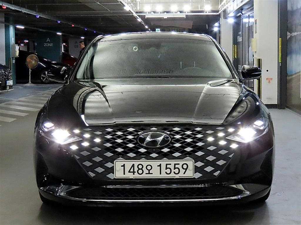 HYUNDAI Grandeur - Vista 2