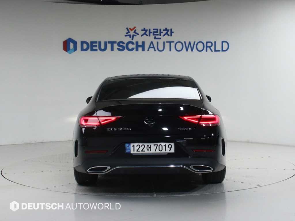 Mercedes Benz CLS Class - Vista 4
