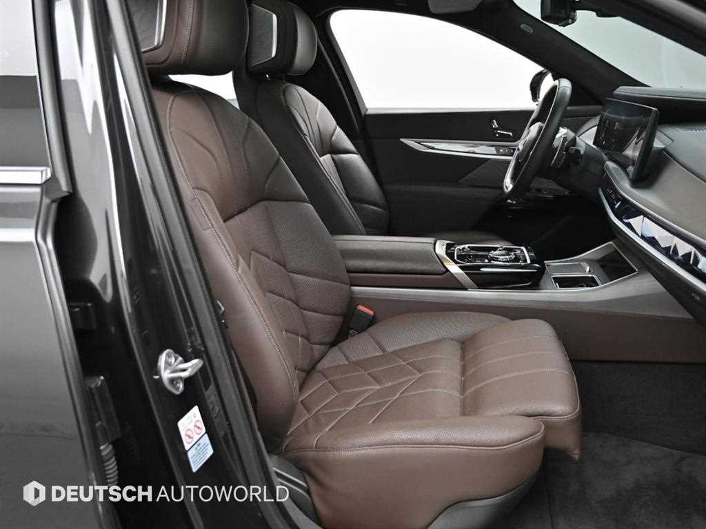 BMW 7 Series - Vista 10