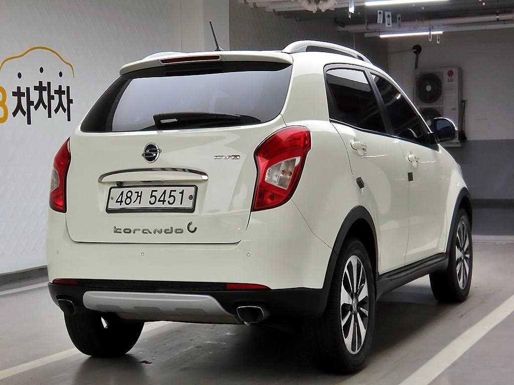 Ssangyong Korando - Vista 4