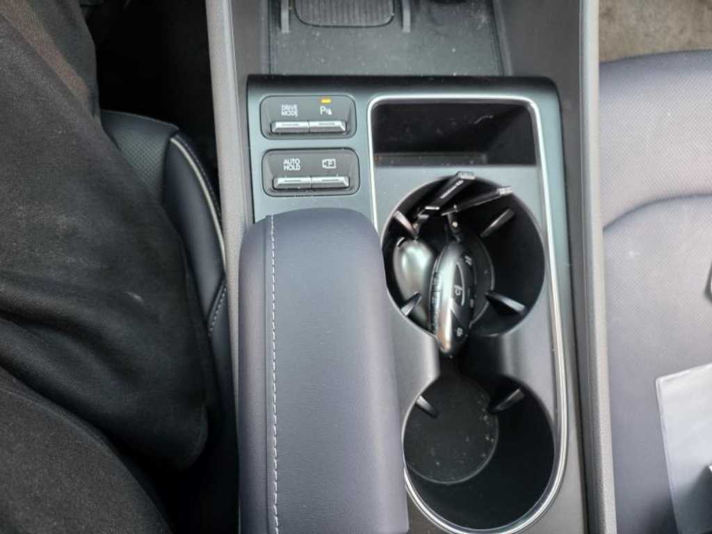 HYUNDAI Sonata - Vista 11