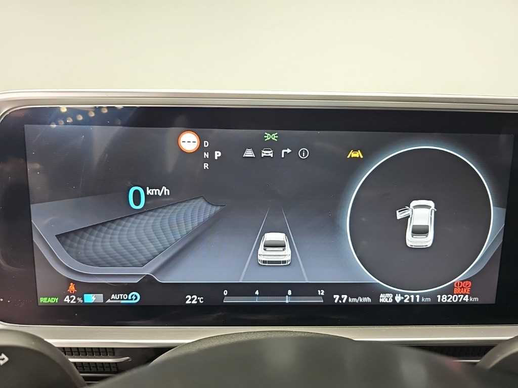 HYUNDAI Ioniq 6 - Vista 6