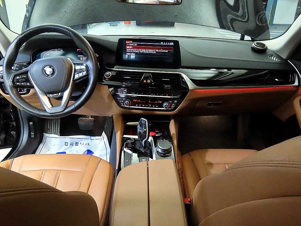 BMW 5 Series - Vista 10