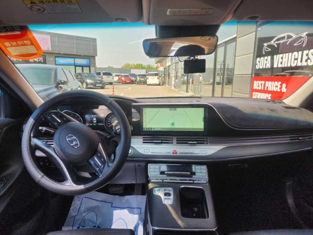 HYUNDAI Grandeur - Vista 10