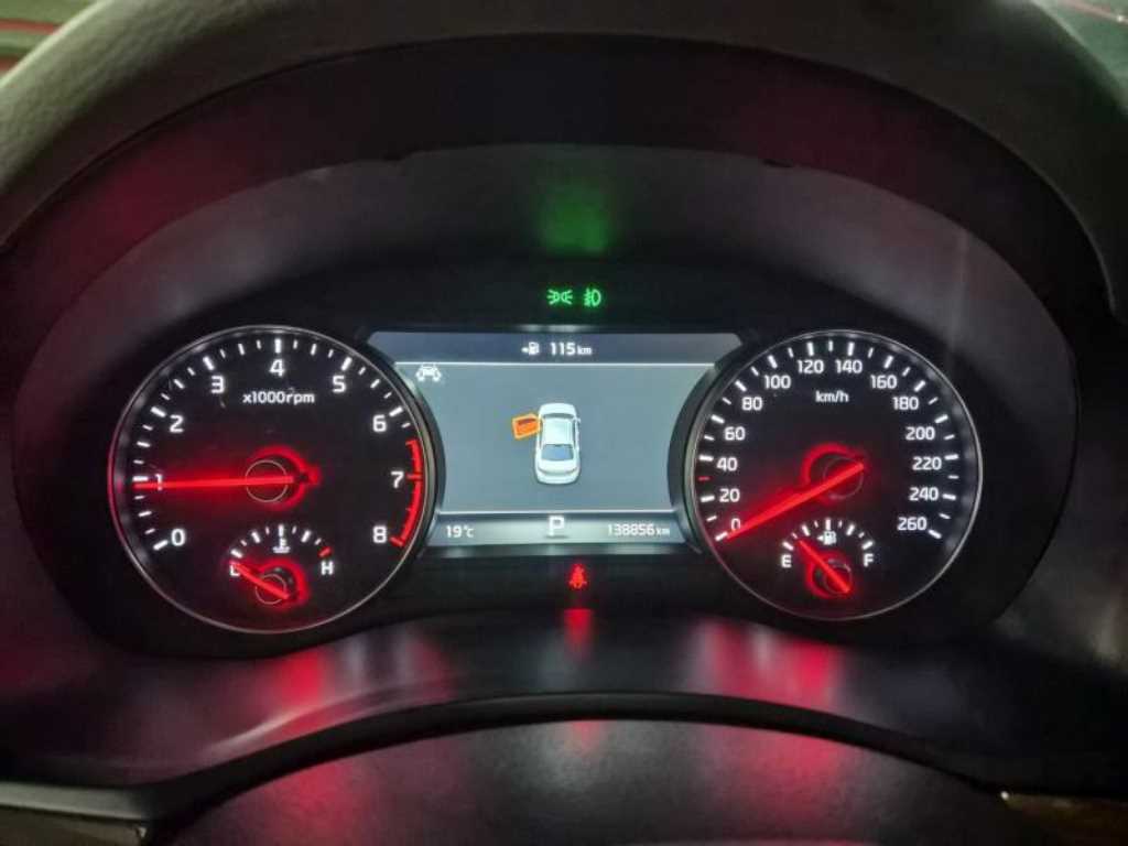KIA K7 - Vista 5