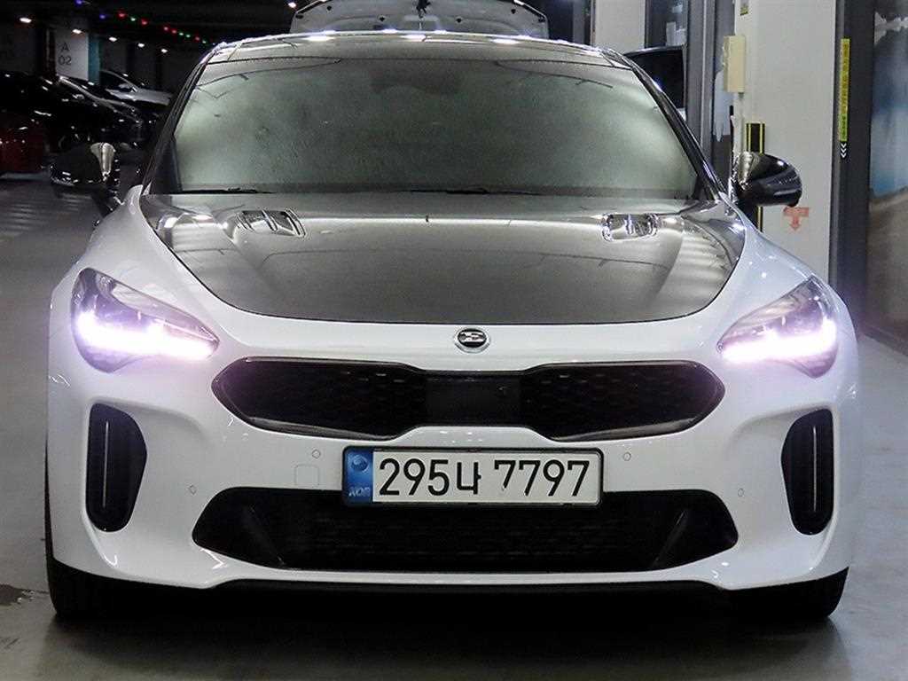 KIA Stinger - Vista 2