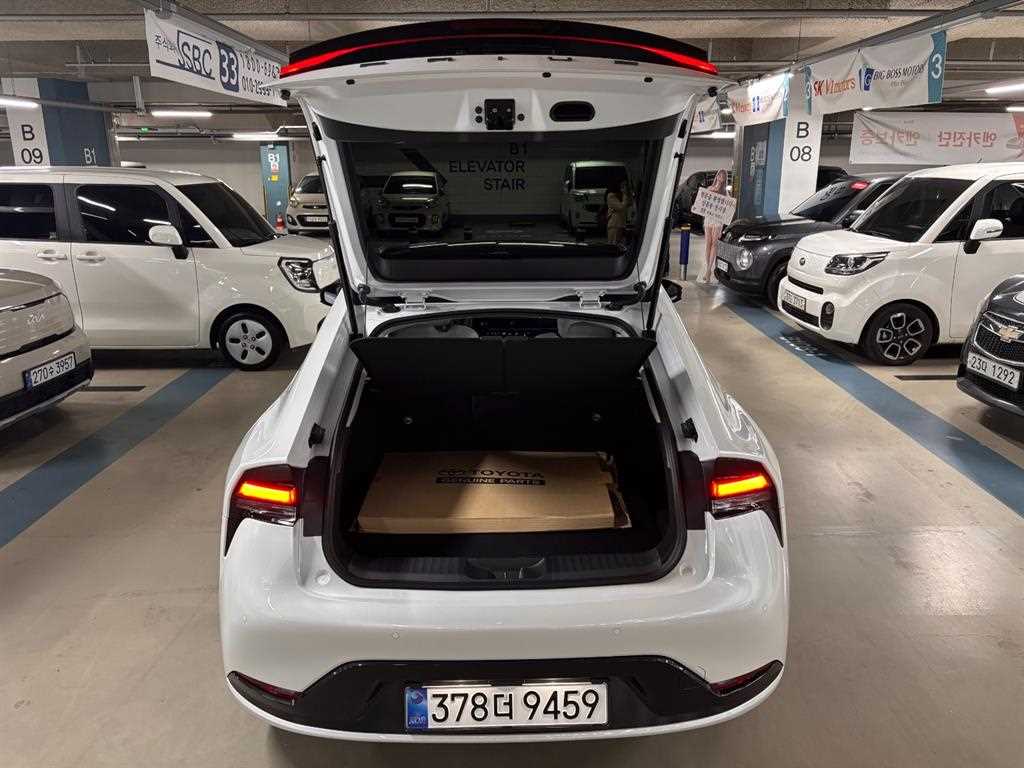 Toyota Prius 2026 Blanco - Importación desde Corea - HF Imports Iquique - Foto 17