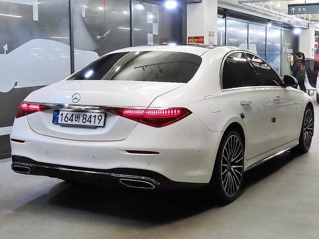 Mercedes Benz S Class - Vista 4
