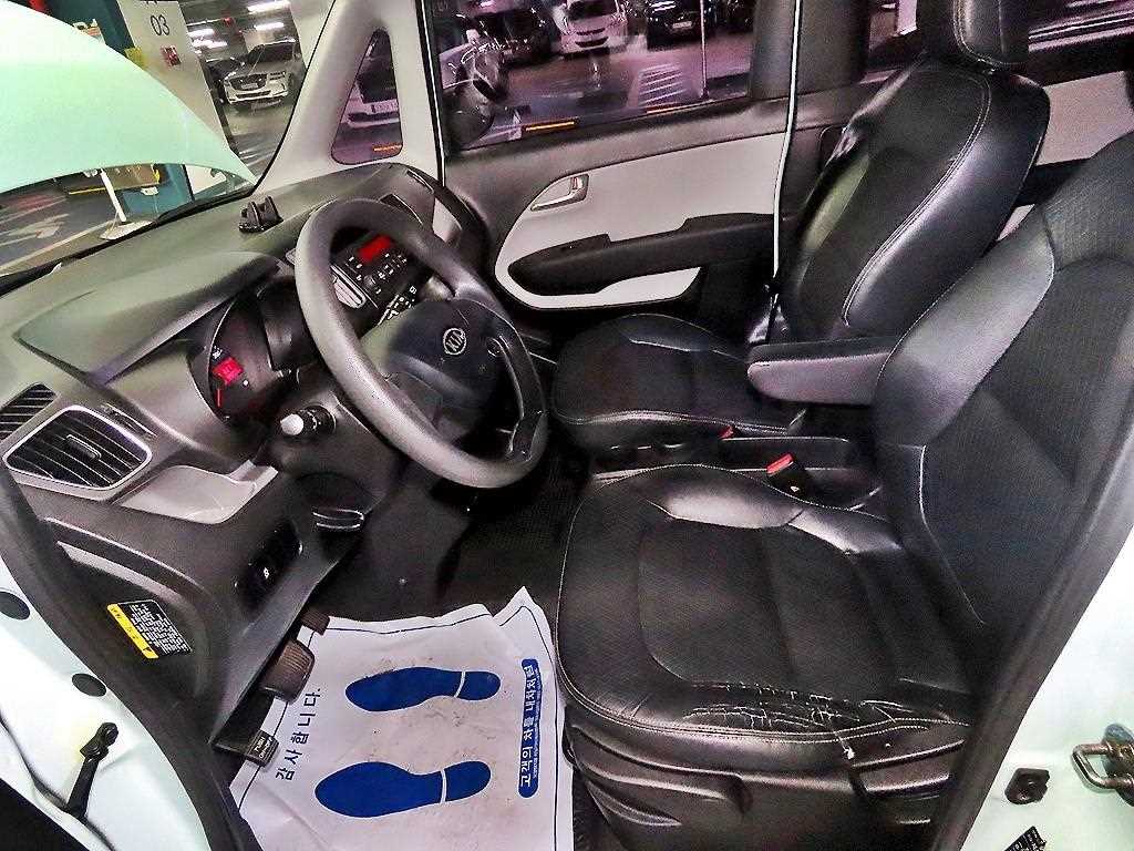 KIA Ray - Vista 6