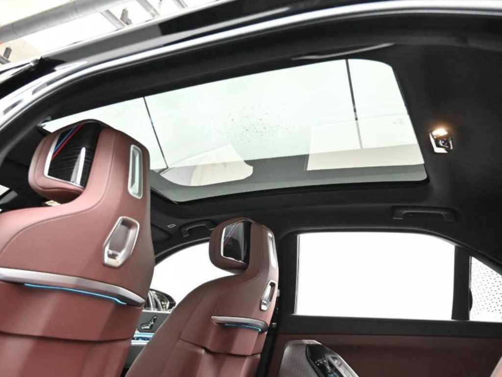 BMW 7 Series 2025 Negro - Importación desde Corea - HF Imports Iquique - Foto 18