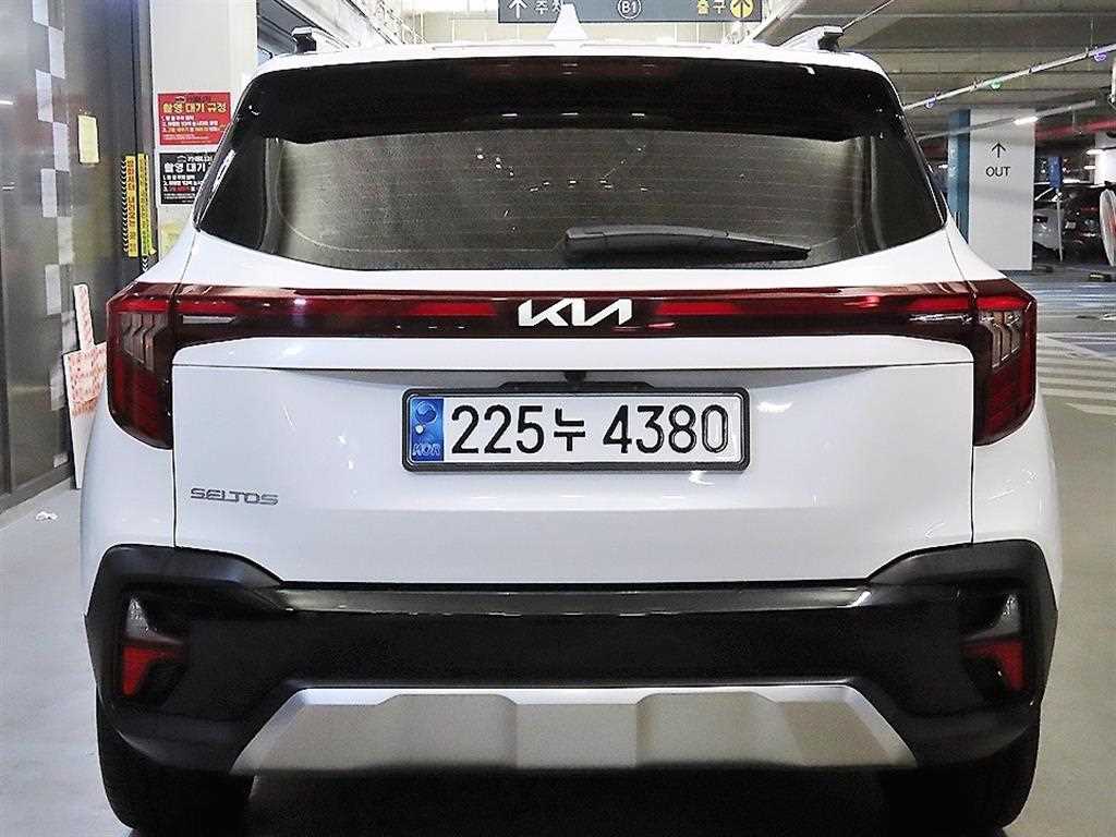 KIA Seltos - Vista 5