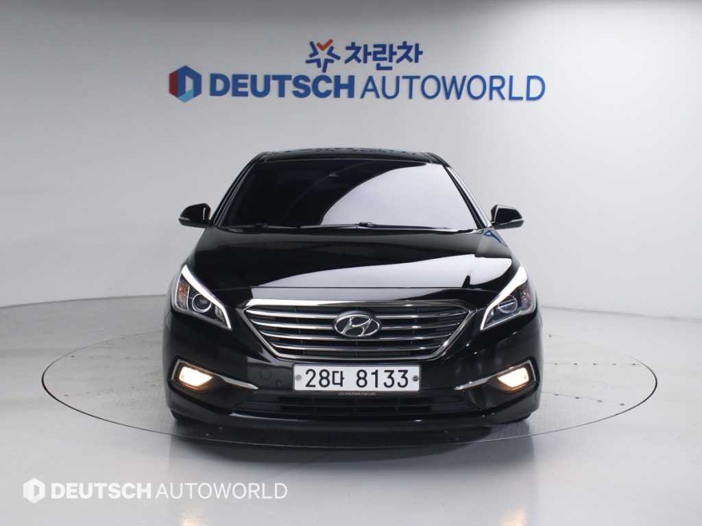 HYUNDAI Sonata - Vista 3