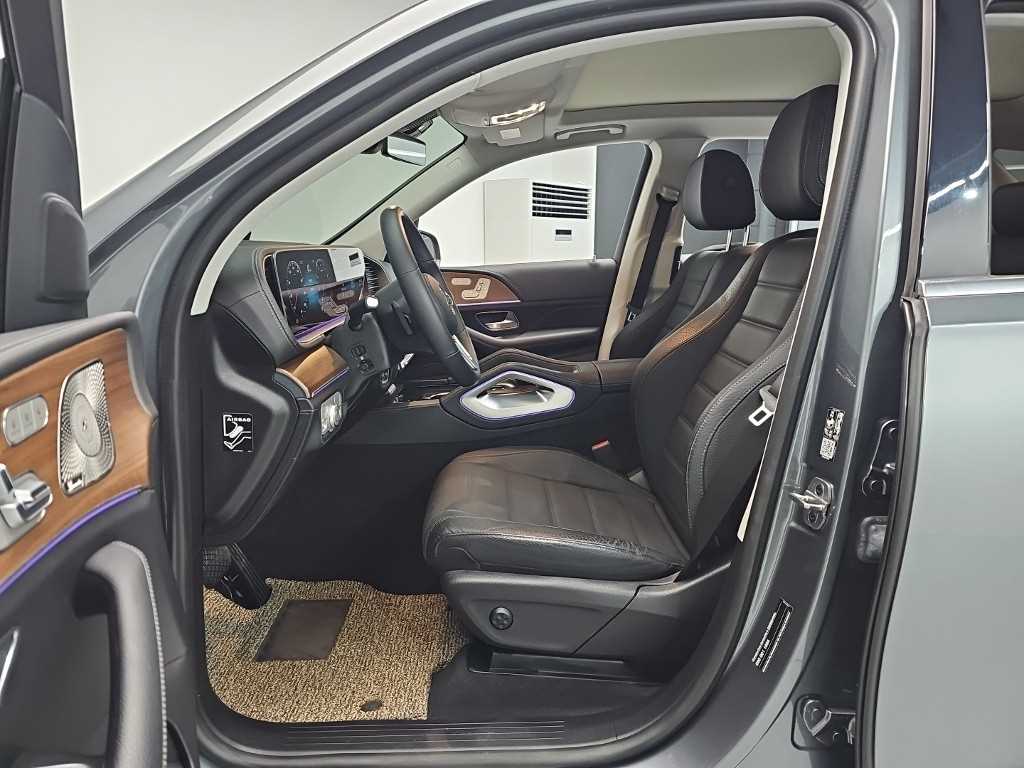 Mercedes Benz GLE Class - Vista 11