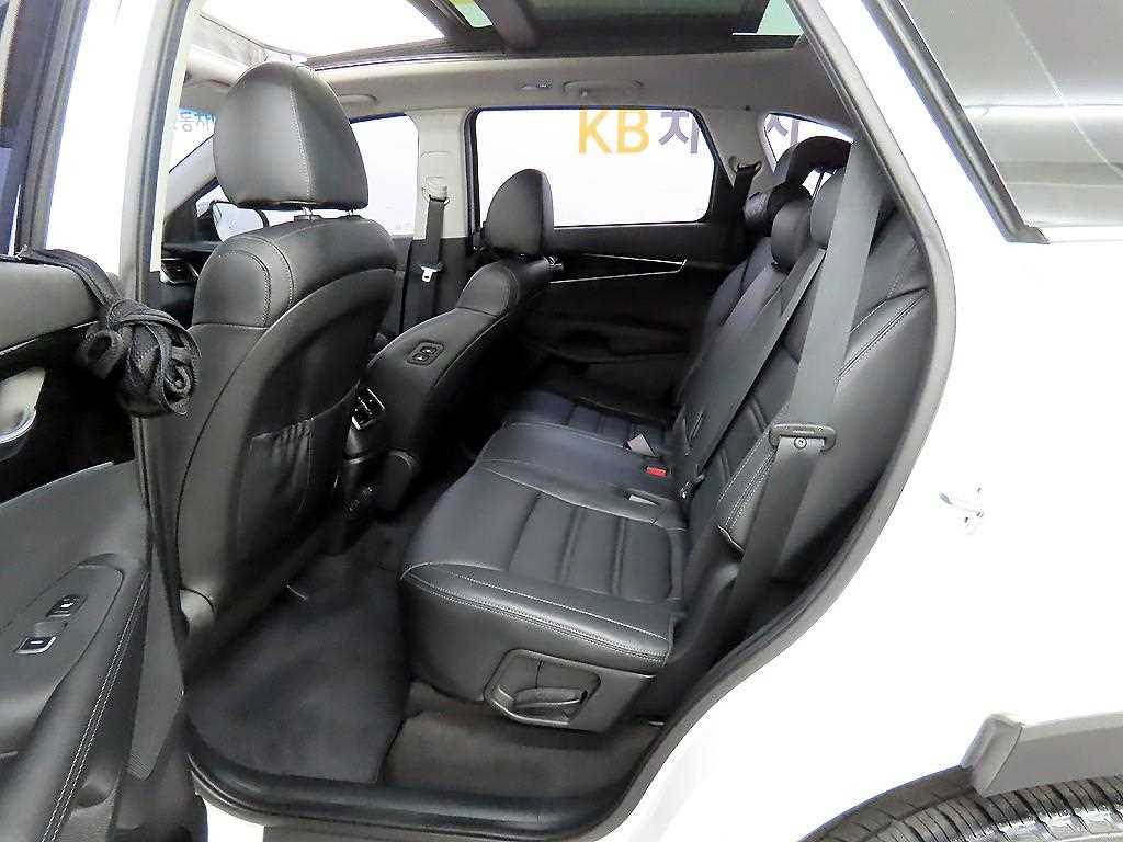 KIA Sorento - Vista 6