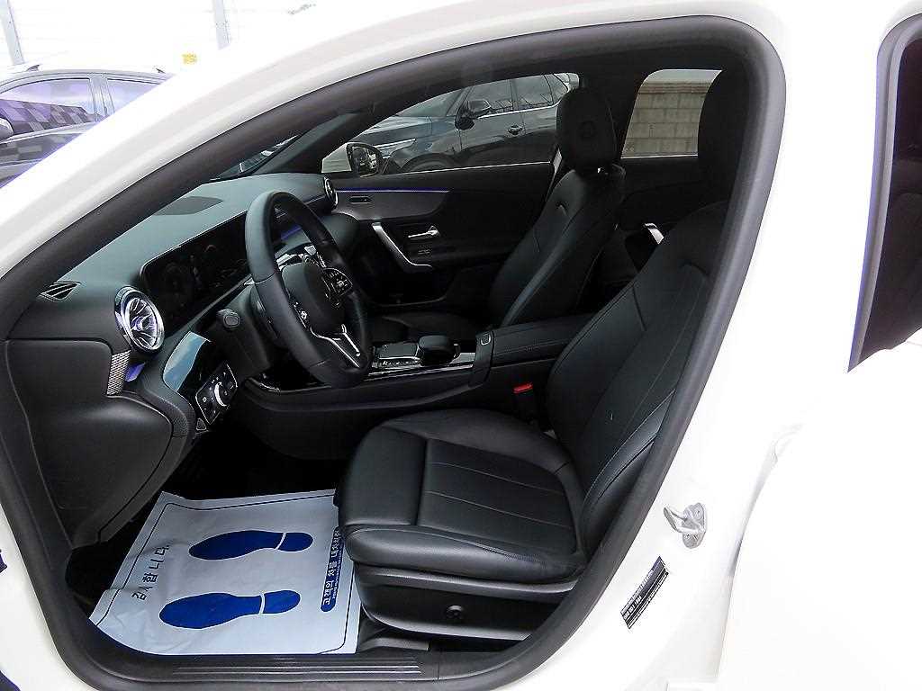 Mercedes Benz A Class - Vista 5