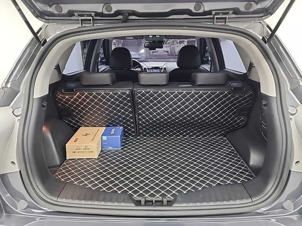 Ssangyong Tivoli 2018 Gris - Importación desde Corea - HF Imports Iquique - Foto 18
