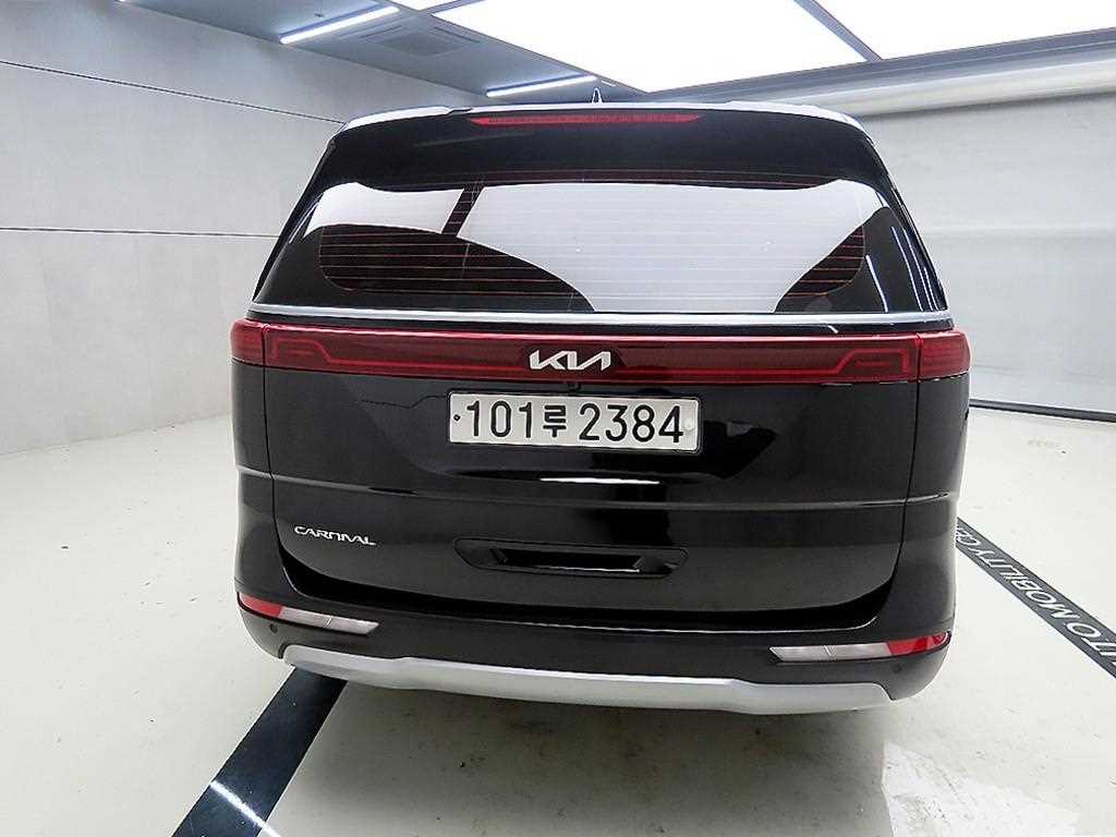 KIA Carnival - Vista 3