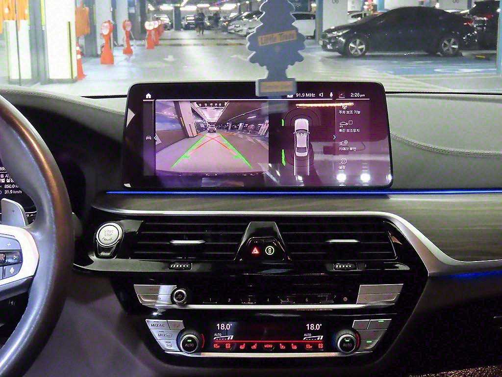 BMW 5 Series - Vista 11