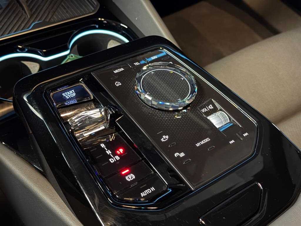 BMW i5 - Vista 10
