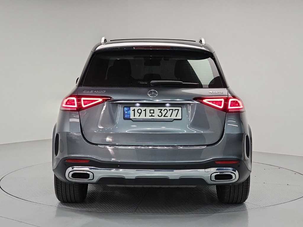 Mercedes Benz GLE Class - Vista 3