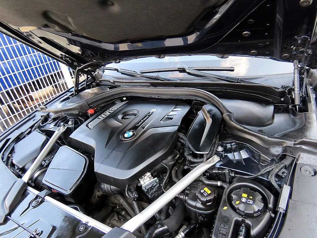 BMW 5 Series 2018 - Importación desde Corea - HF Imports Iquique - Foto 19