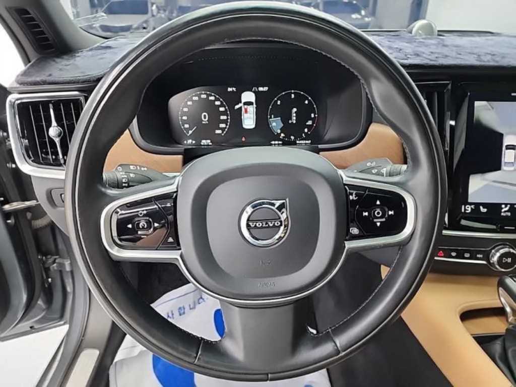 Volvo S90 - Vista 9