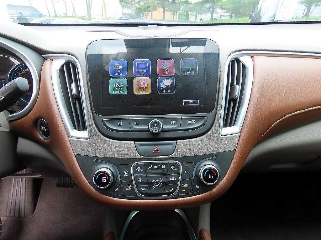 Chevrolet Malibu - Vista 12