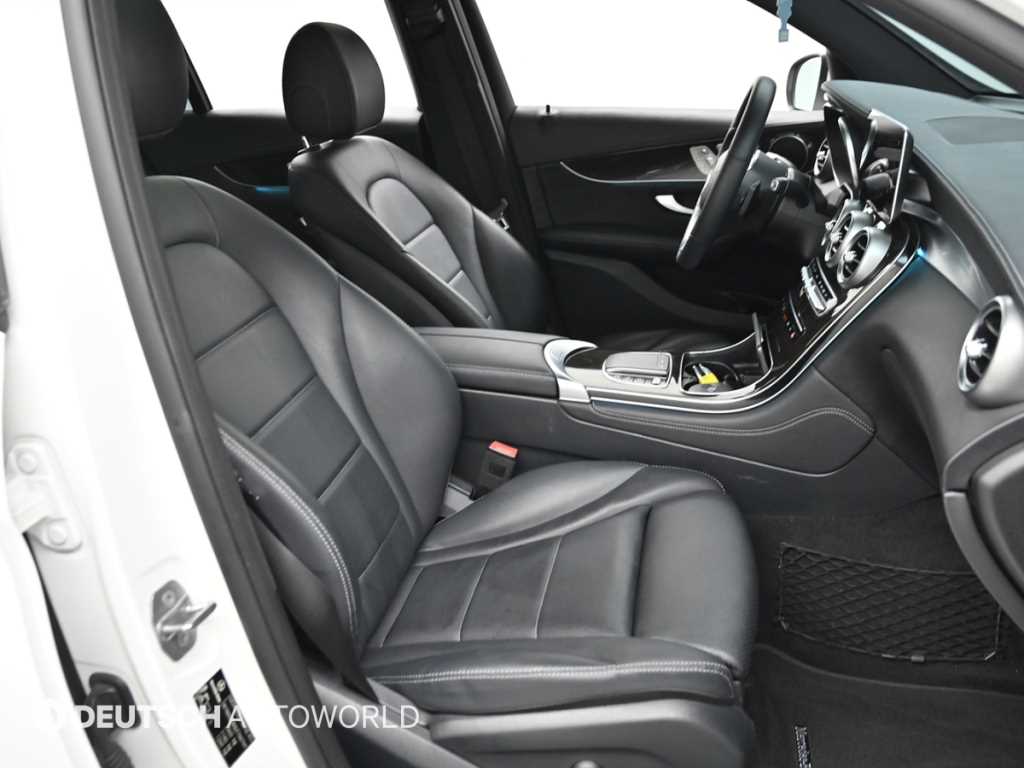 Mercedes Benz GLC Class - Vista 10