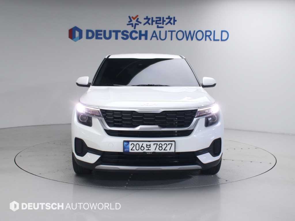 KIA Seltos - Vista 3