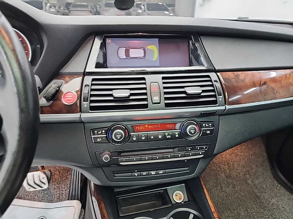 BMW X5 - Vista 10
