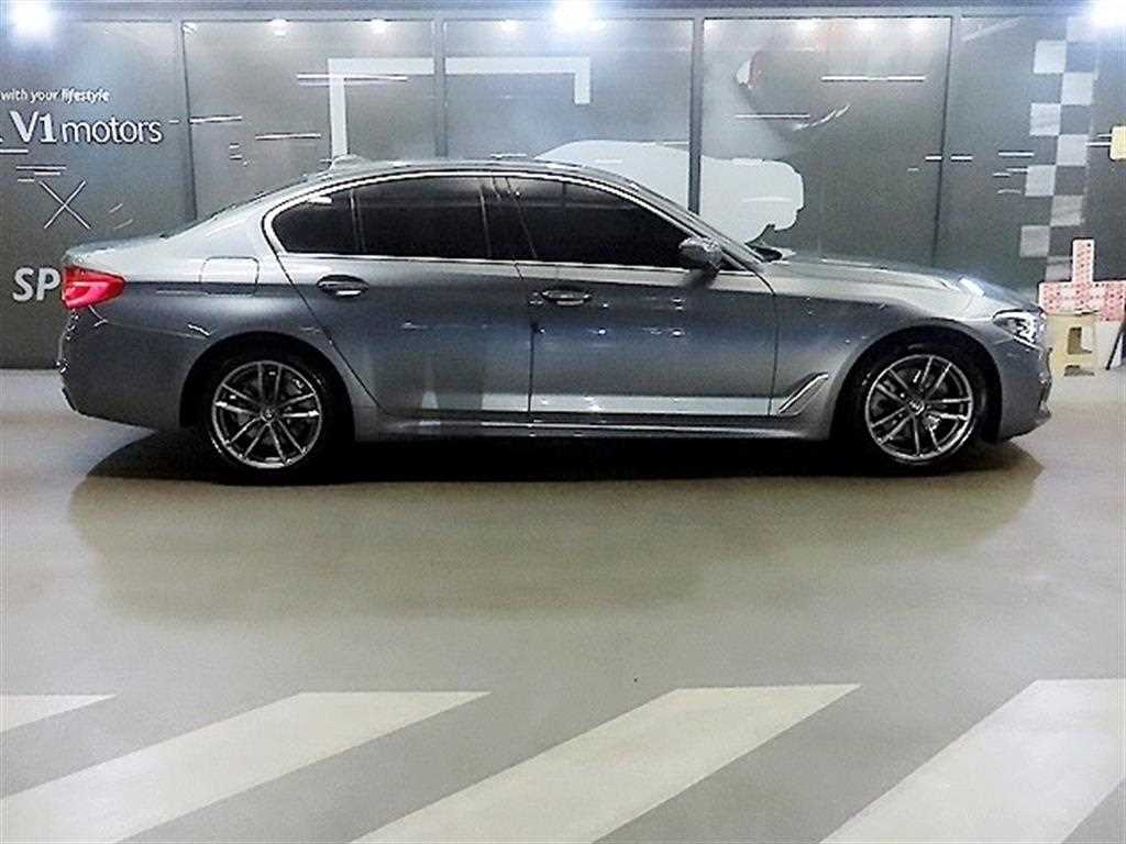 BMW 5 Series - Vista 3