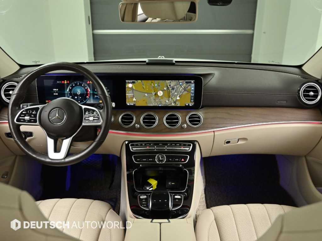 Mercedes Benz E class - Vista 6