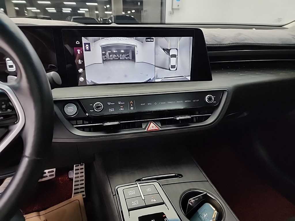 KIA K8 - Vista 10