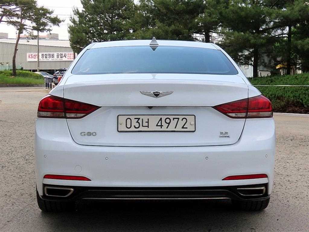 Genesis G80 - Vista 4