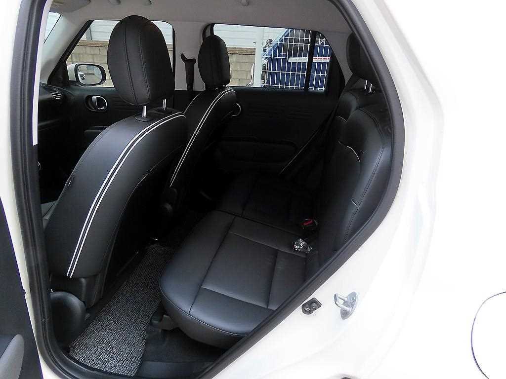 HYUNDAI Casper - Vista 6
