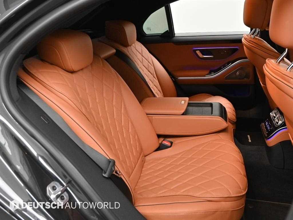 Mercedes Benz S Class - Vista 12