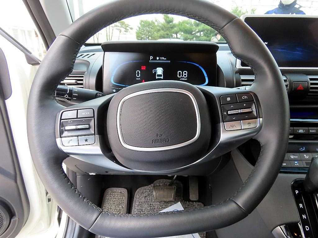 HYUNDAI Casper - Vista 8