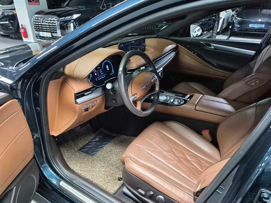 Genesis G80 - Vista 8