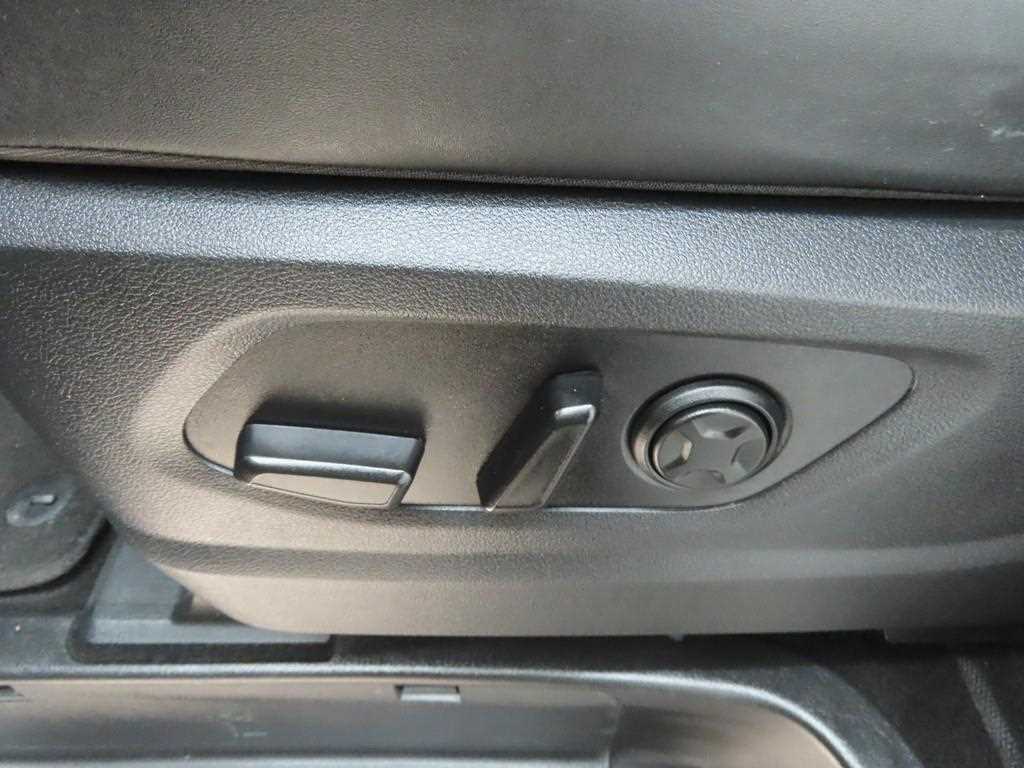 HYUNDAI Staria - Vista 11