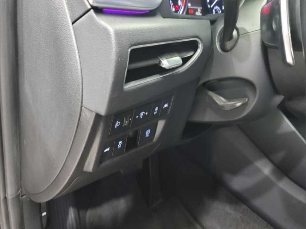 HYUNDAI Sonata - Vista 9
