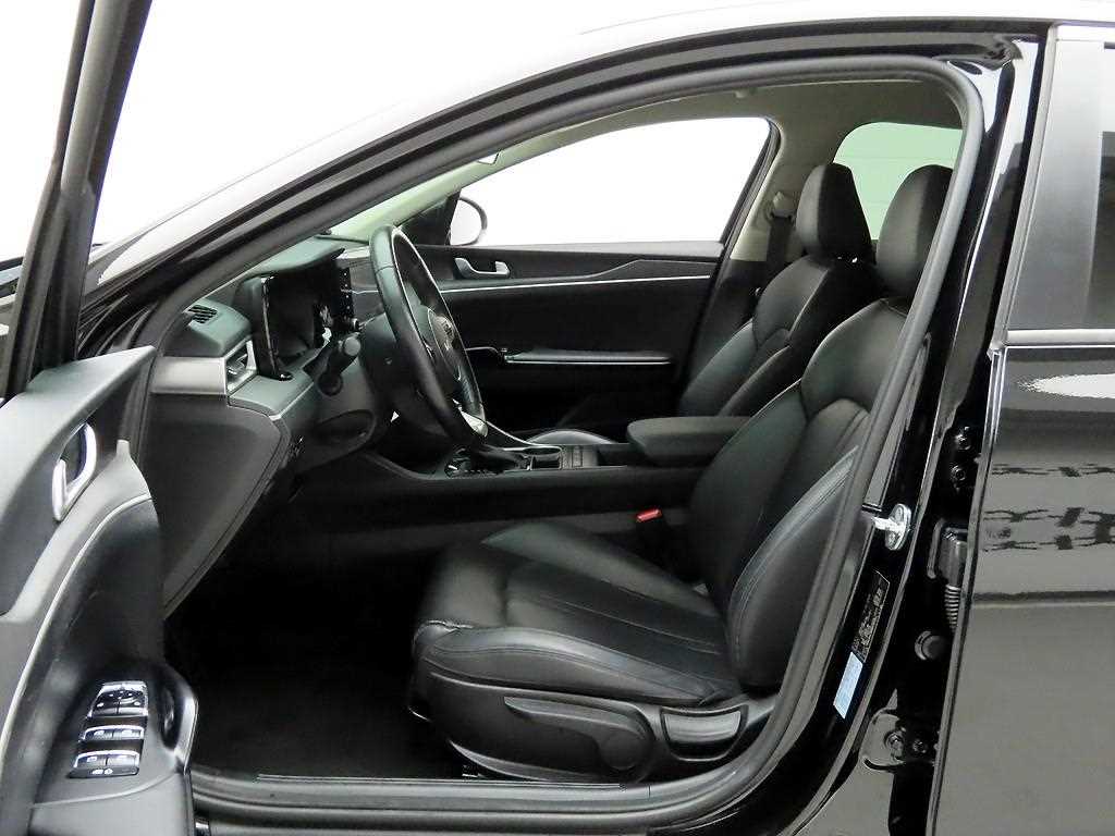 KIA K5 2022 Negro - Importación desde Corea - HF Imports Iquique - Foto 13