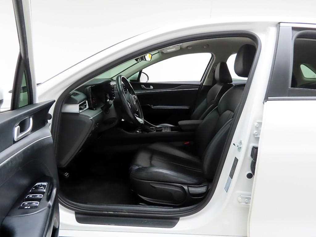 KIA K5 - Vista 12