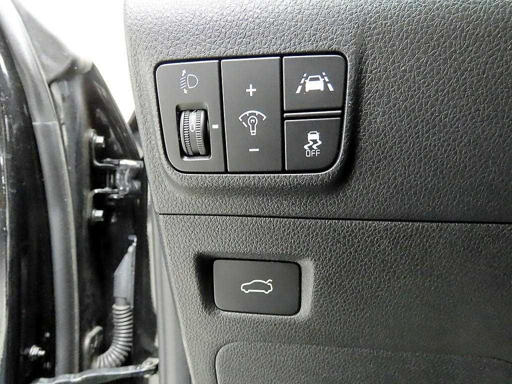 KIA K5 - Vista 12