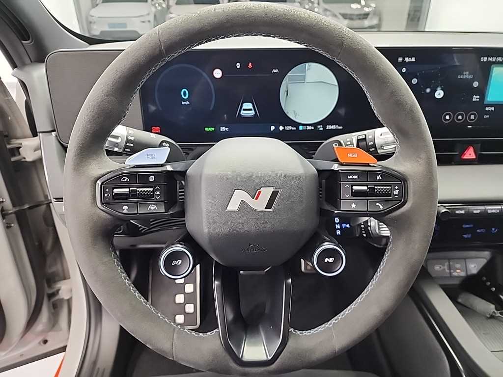 HYUNDAI Ioniq 5 - Vista 9