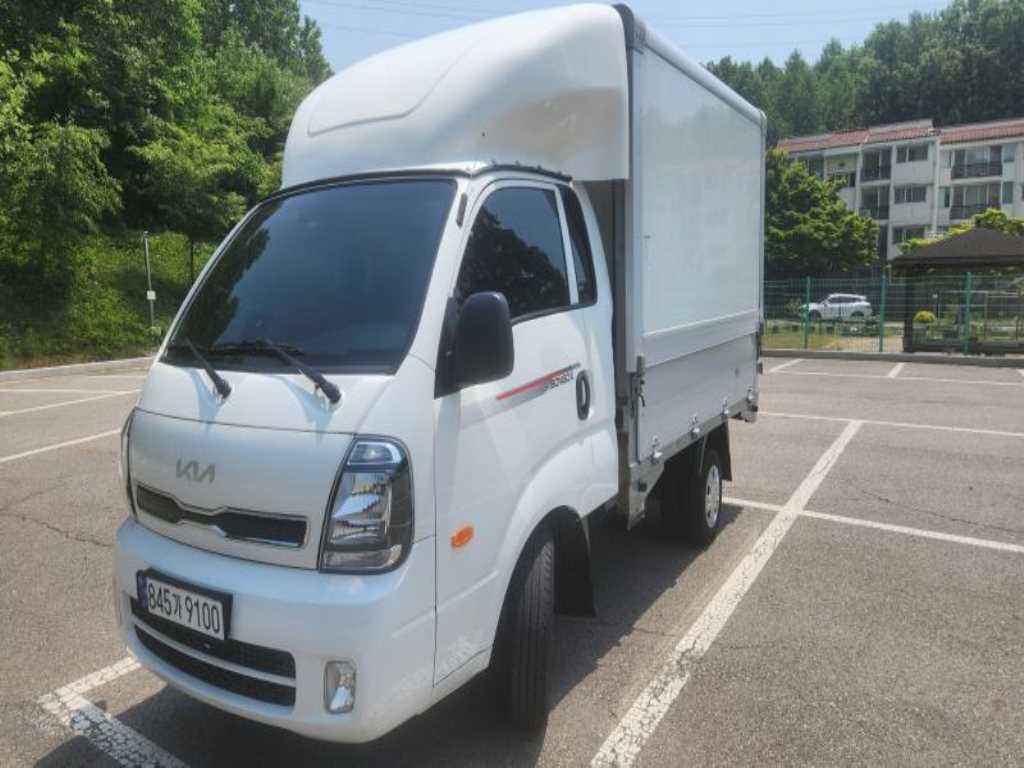Small Truck Top_Wingbody 2023 Blanco - Importación desde Corea - HF Imports Iquique - Foto 1