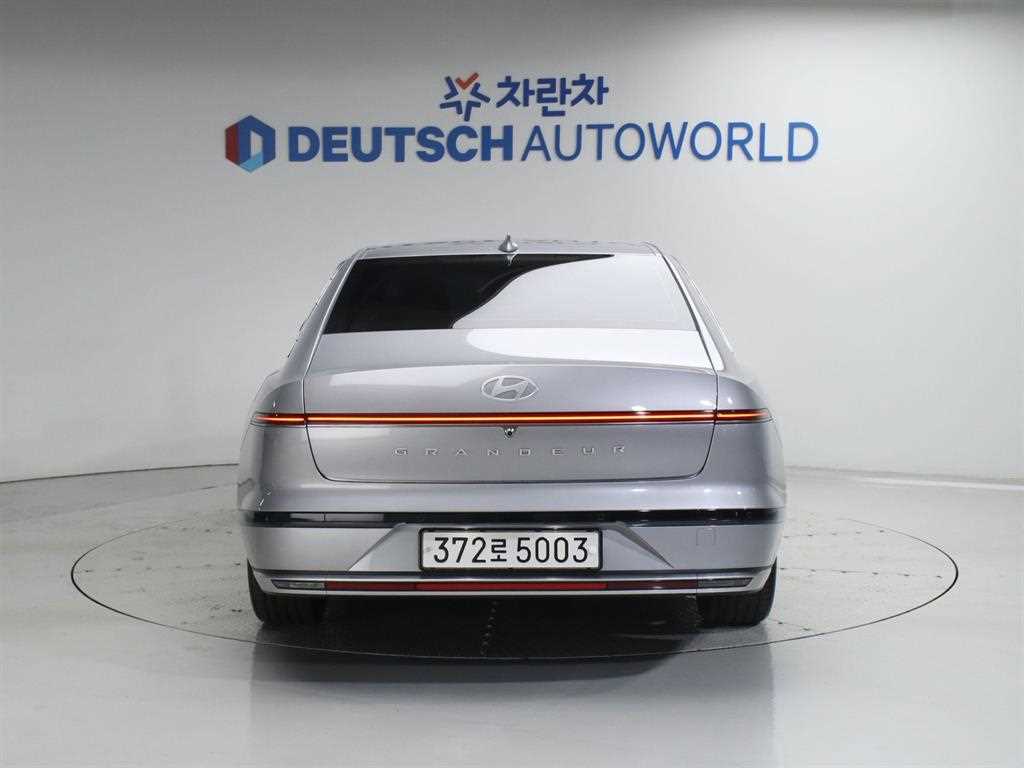 HYUNDAI Grandeur - Vista 4