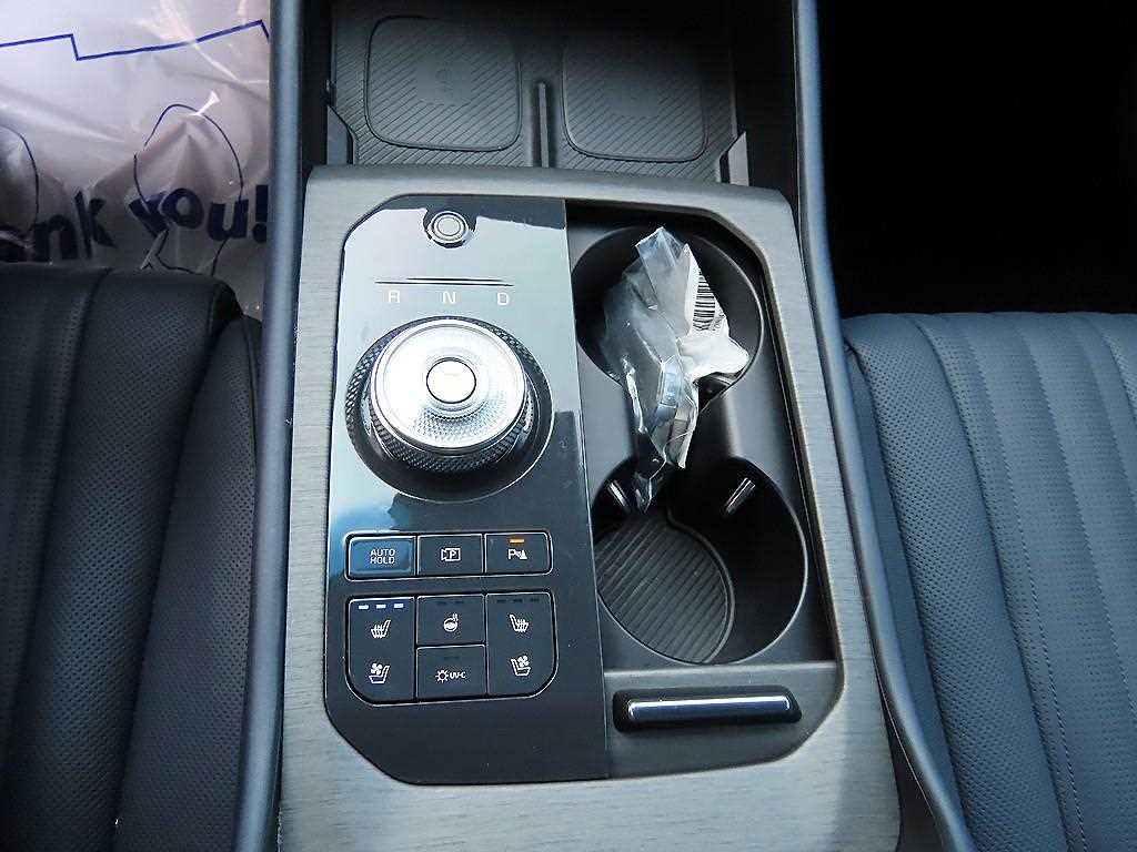 KIA K8 - Vista 11