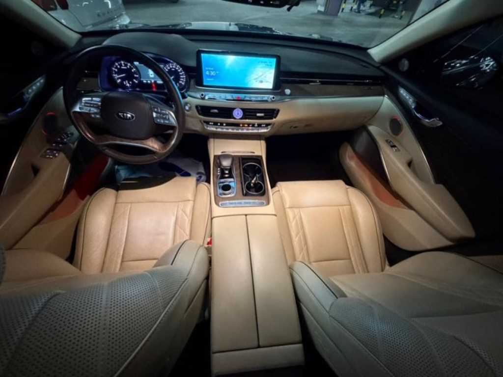 KIA K9 - Vista 6