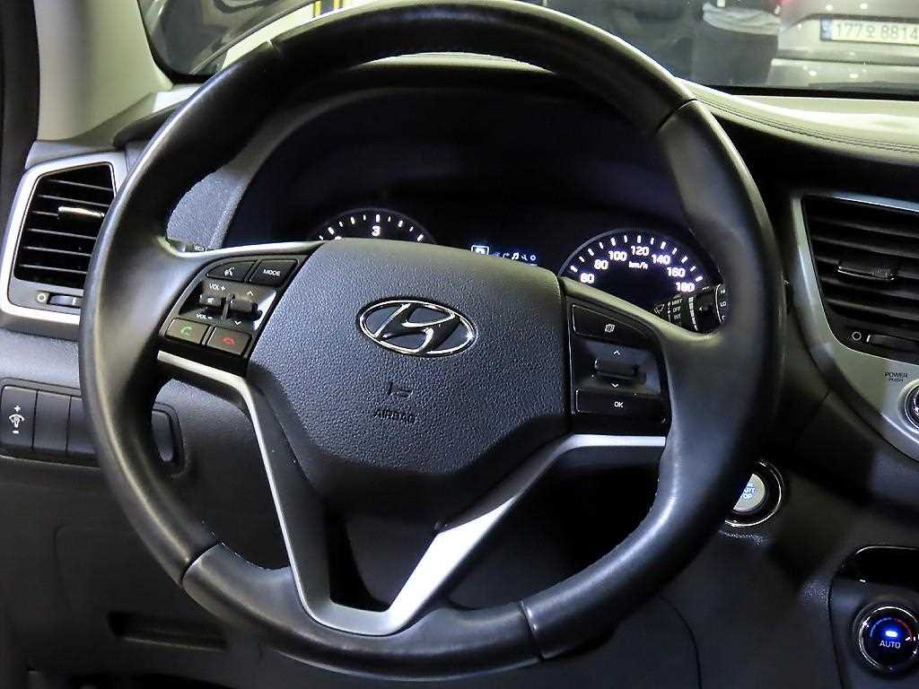 HYUNDAI Tucson - Vista 8